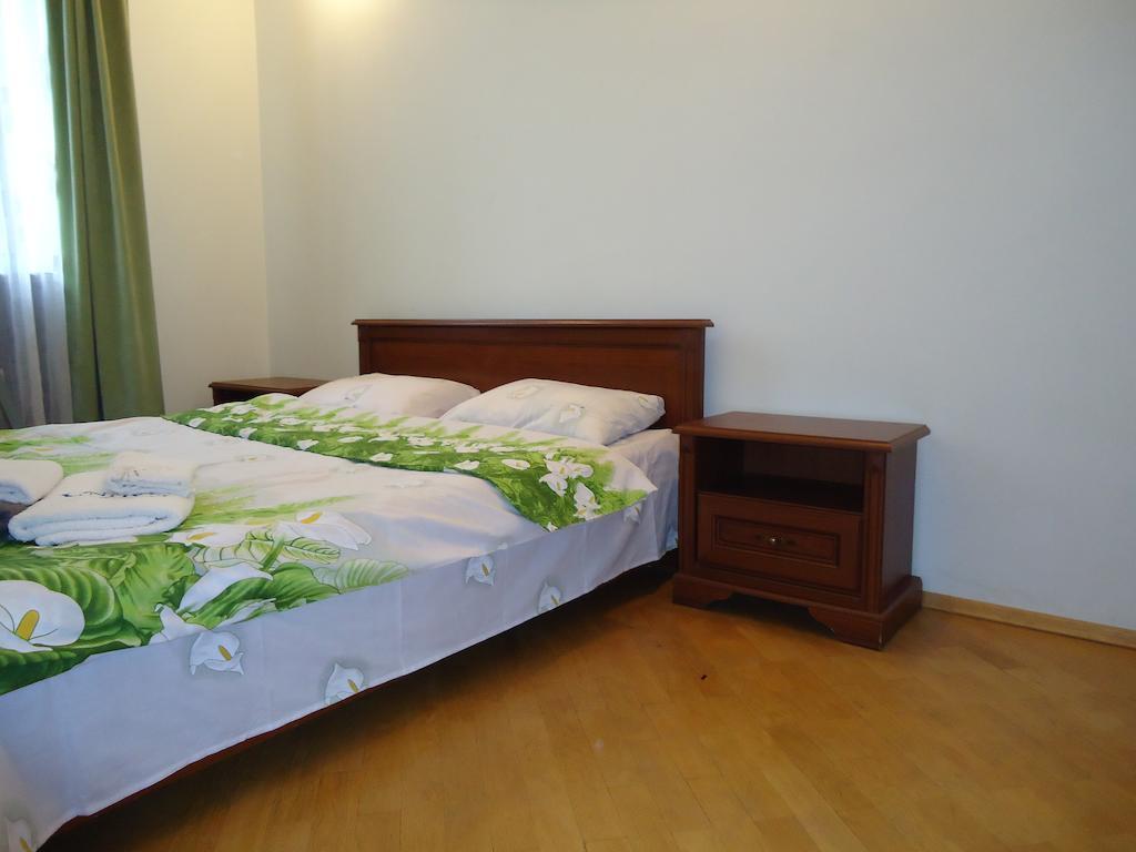 Apartment Rentday - *